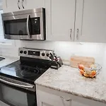 Downtown Kingbed 4Br Fireplace Bikelane