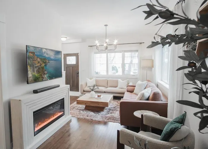 Downtown Kingbed 4Br Fireplace Bikelane