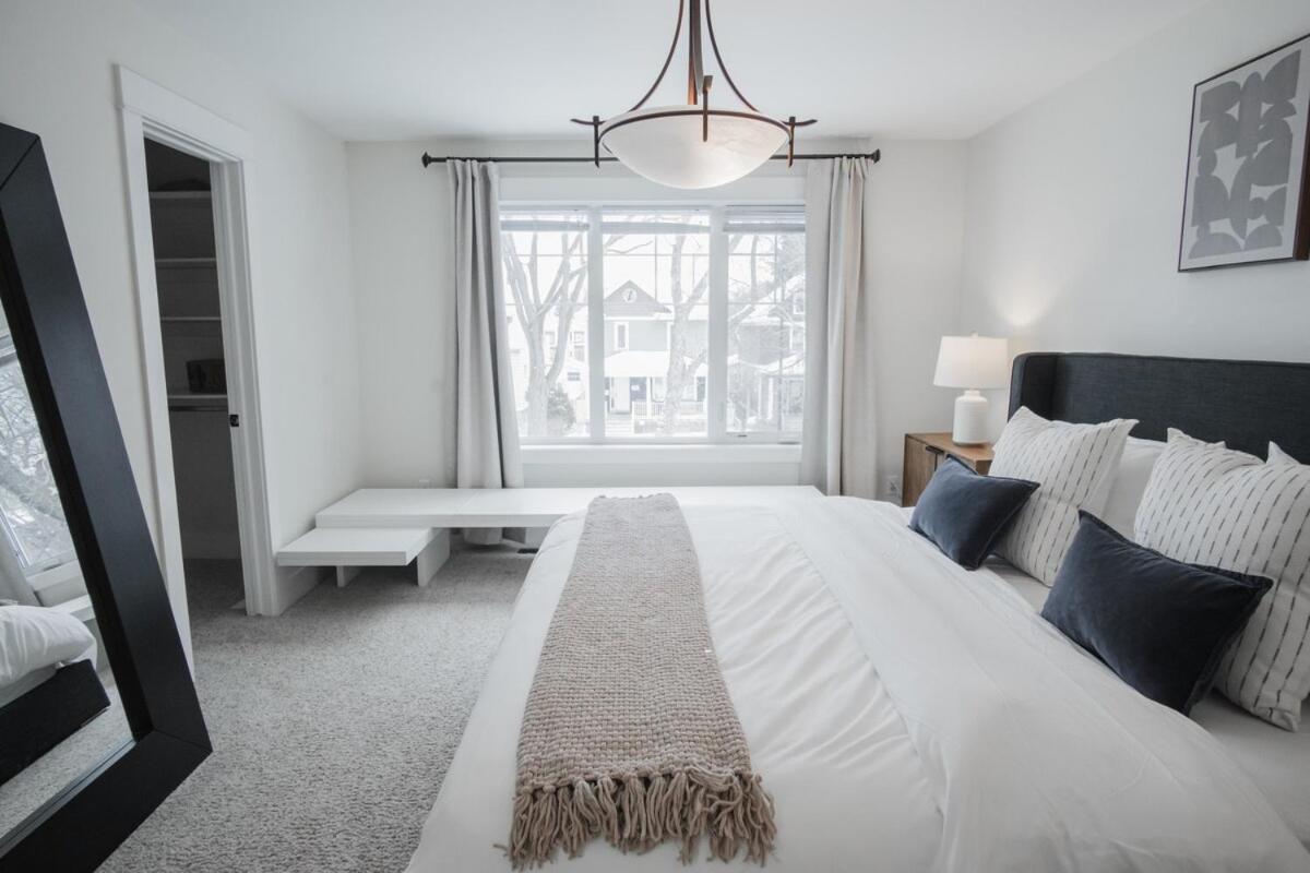 Downtown Kingbed 4br Fireplace Bikelane